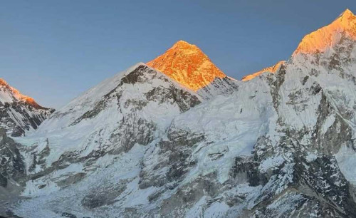 Zonsopgang vanuit Kala Patthar Everest base camp