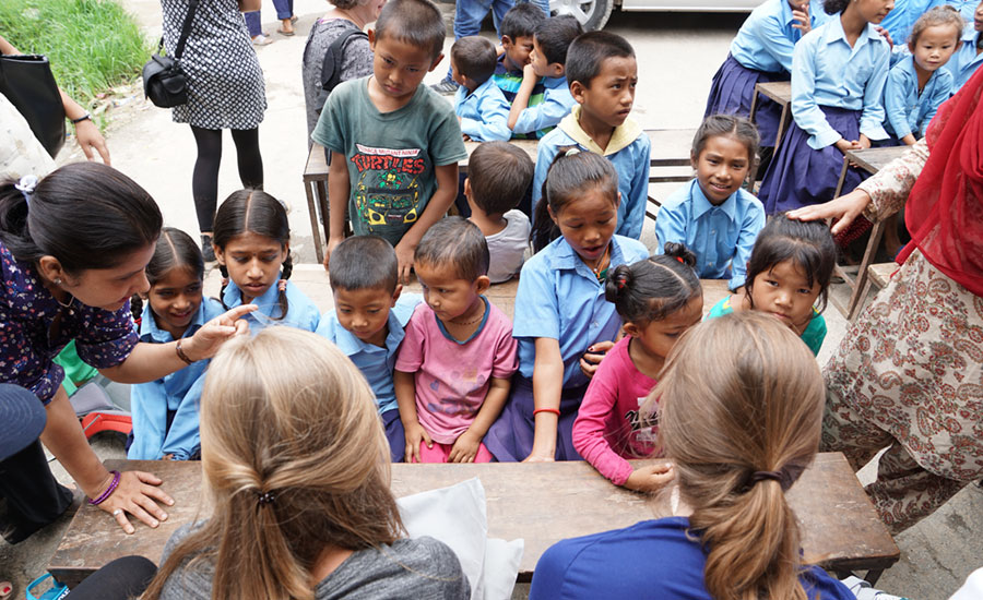 Natuurlijke Nepalese studentenreis | School- en universiteitsvakanties in Nepal